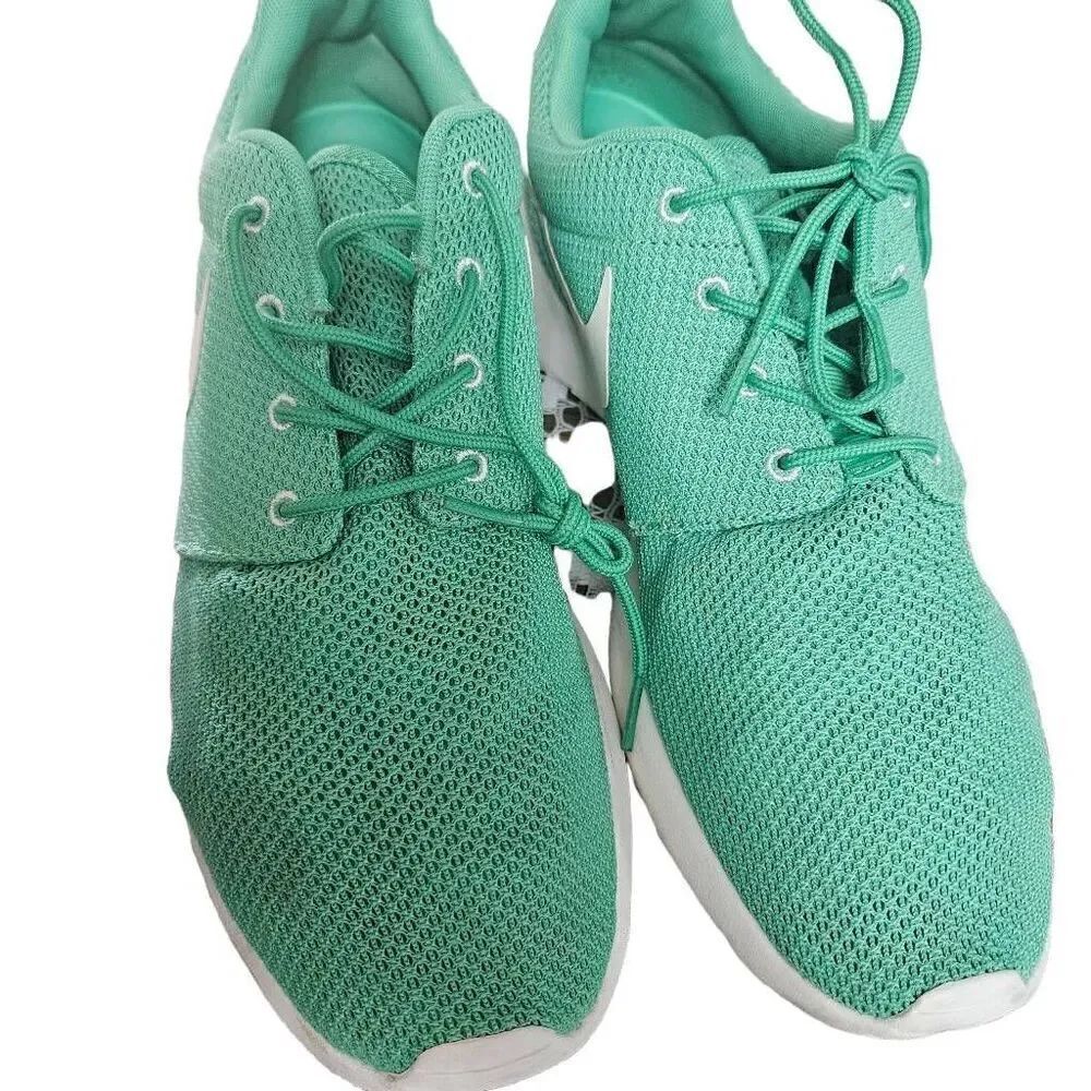 Nike sneakers  - Picture 2 of 7